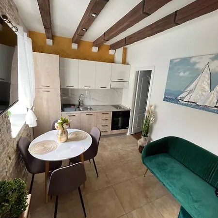 Apartment Dalmacija Pridraga