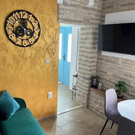 Apartment Dalmacija Pridraga